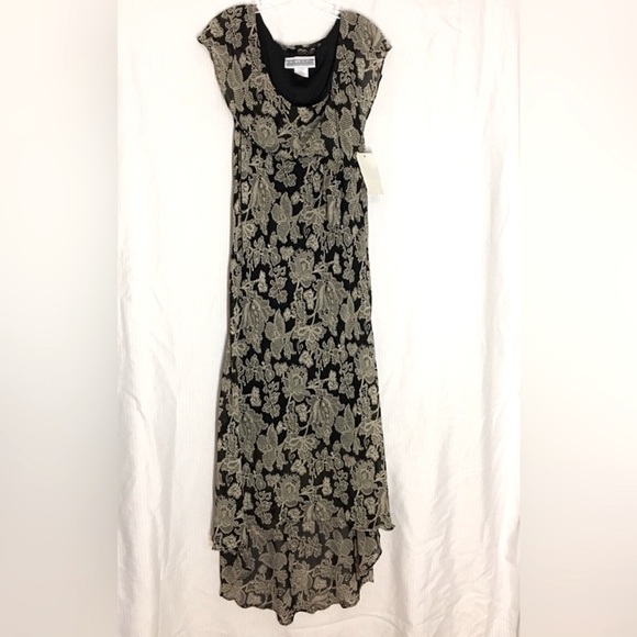 Jessica Howard Dresses & Skirts - NWT Black Jessica Howard Hi-Lo Lace Patterned Maxi Dress Size 14